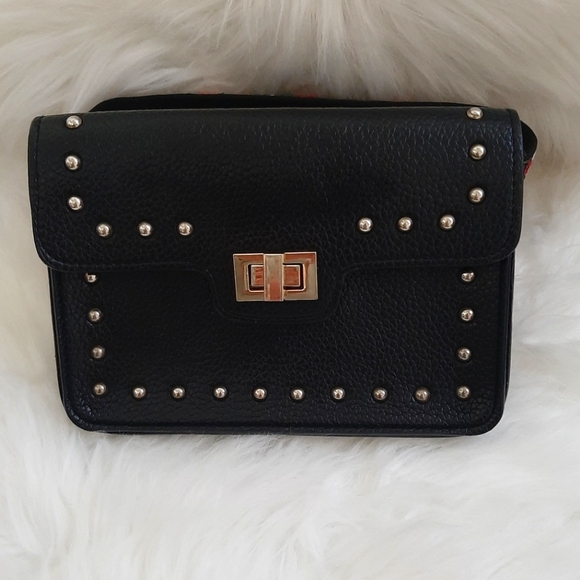 *FINAL SALE* STEVE MADDEN Embroidered Guitar Strap Black Leather Belt Bag - Picture 2 of 14